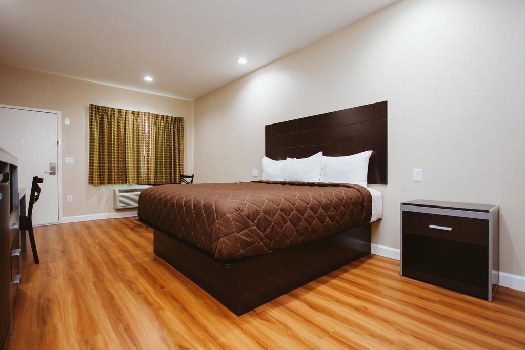 Palace Inn Houston Northwest 290 외부 사진